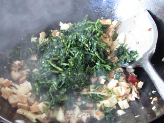 #春食野菜香# Stir-fried Bamboo Shoots and Malan Head recipe