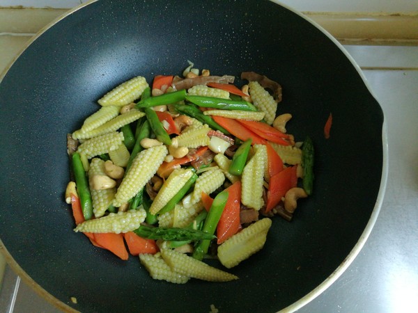 Three Bamboo Shoots and Cashews recipe