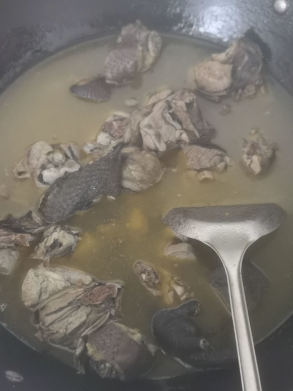 Cordyceps and Deer Antler Black Chicken Soup recipe