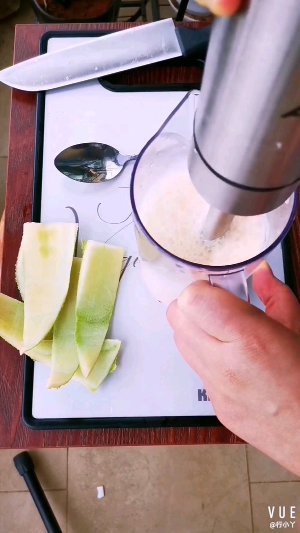 Ice Fire Honeydew Melon Yogurt Smoothie recipe