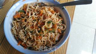 Meal for One Person ~ Fried Noodles. recipe