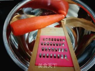 Kuaishou Steamed Vegetables-steamed Carrot Shreds recipe