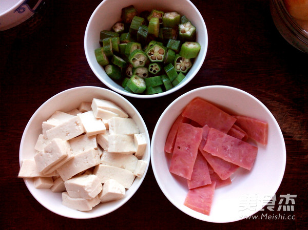 Okra Tofu Soup recipe