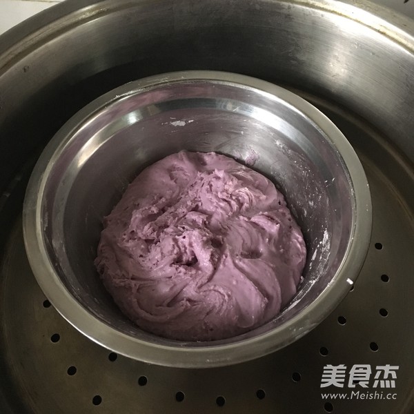 Purple Sweet Potato Strawberry Daifuku recipe