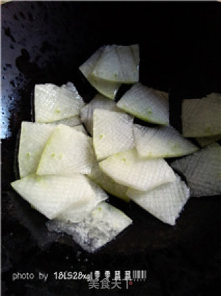 Fried Steamed Winter Melon with Tempeh recipe