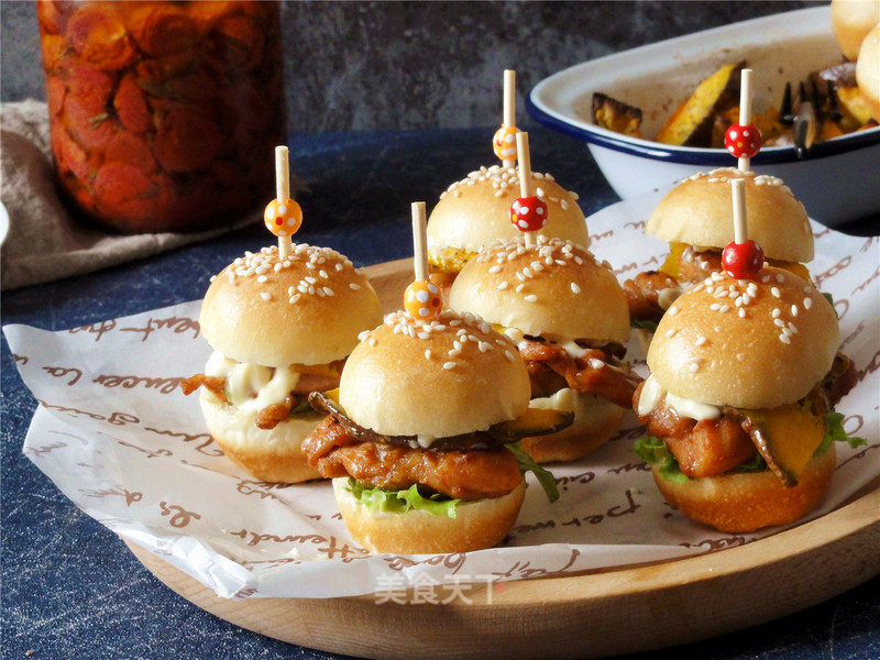 #柏翠大赛# High-value, Super Delicious Mini Burger recipe