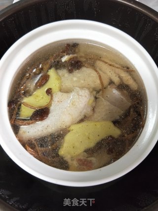Stewed Chicken Soup with Tea Tree Mushroom recipe
