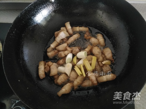 Pork Belly and Cabbage Stewed Vermicelli recipe