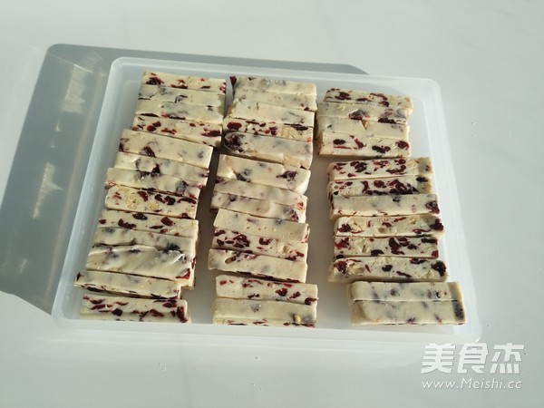 Cranberry Peanut Nougat recipe