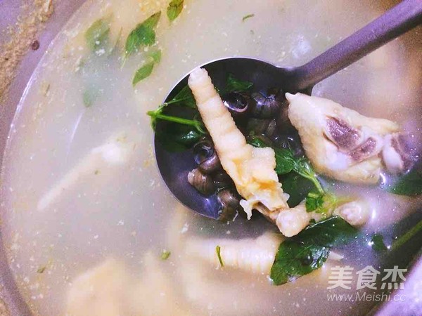 Escargot Chicken Feet Soup recipe