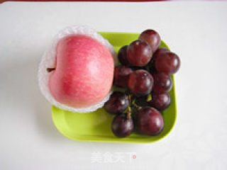 Refreshing and Healthy Brain-grape and Apple Juice recipe