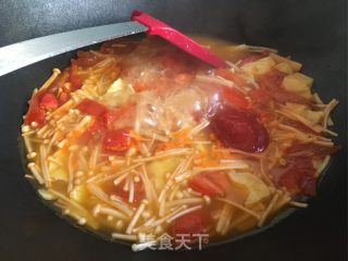 Tomato and Enoki Mushroom Tofu Soup recipe