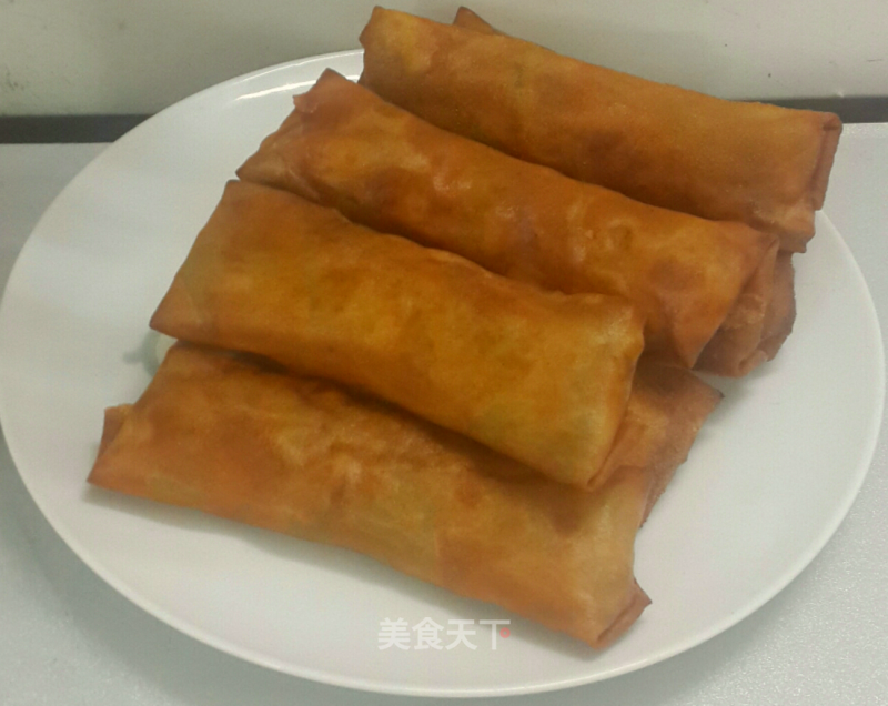 Spring Rolls Stuffed with Parsley and Pork recipe