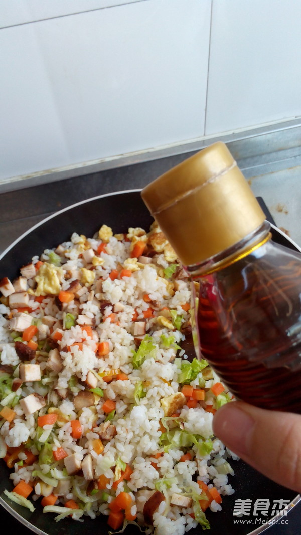 Assorted Fried Rice with Tomatoes recipe