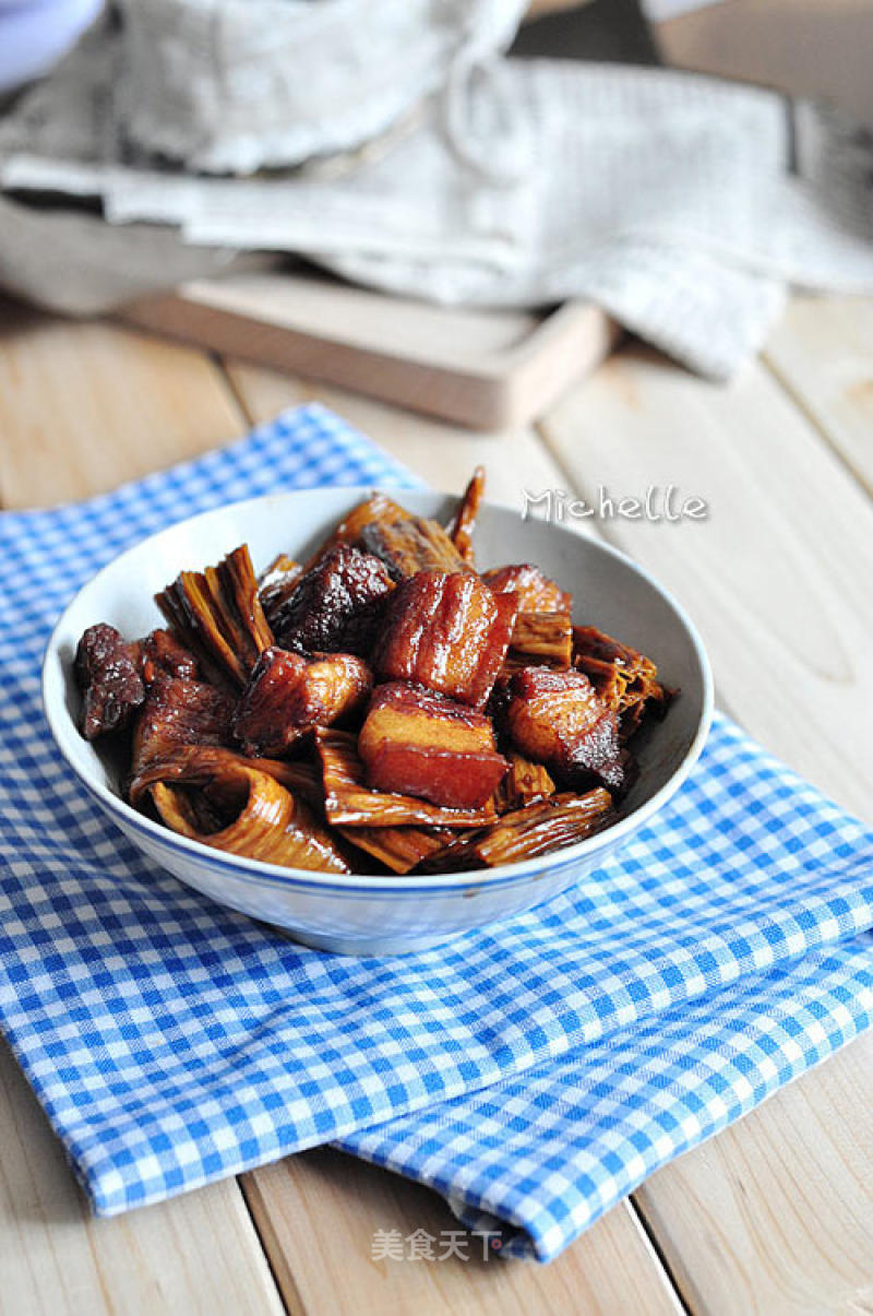 See How People in Jiangxi Use The Easiest Way to Make Delicious Meat: Yuba Braised Pork