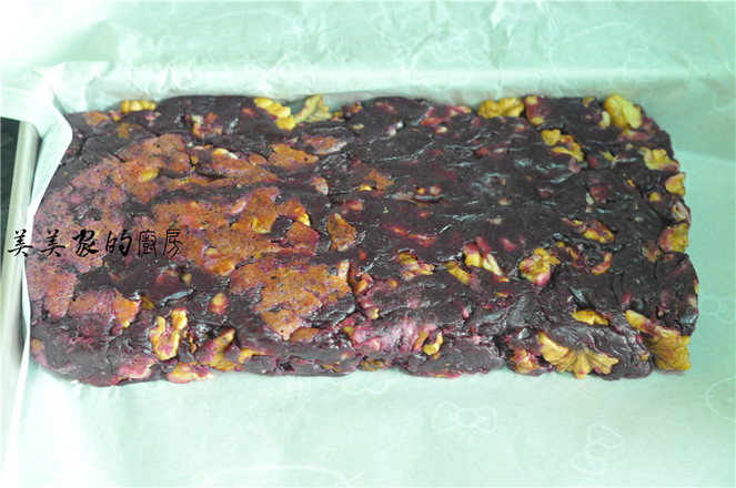 Purple Sweet Potato and Walnut Cake recipe