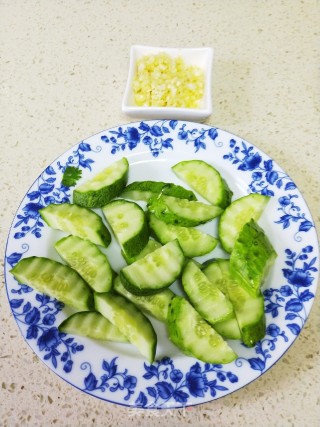 Duck Feet with Mustard and Cucumber recipe