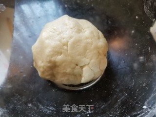 Single Yellow Meringue Moon Cake recipe