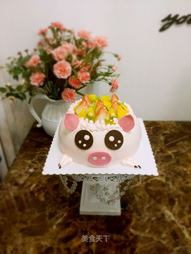 Piggy Fruit Cake