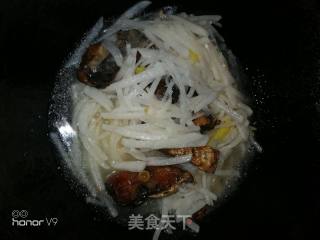 Stir-fried Preserved Fish with Shredded Radish recipe