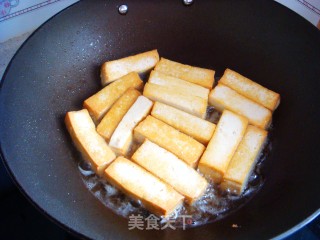 Fried Tofu in Tomato Sauce recipe