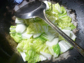 Stir-fried Rice Cake with Onion and Cabbage recipe