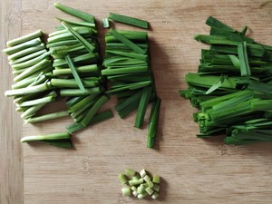 Scrambled Eggs with Leek-three Minutes to Prepare The Food and Master The Secret of Fire recipe