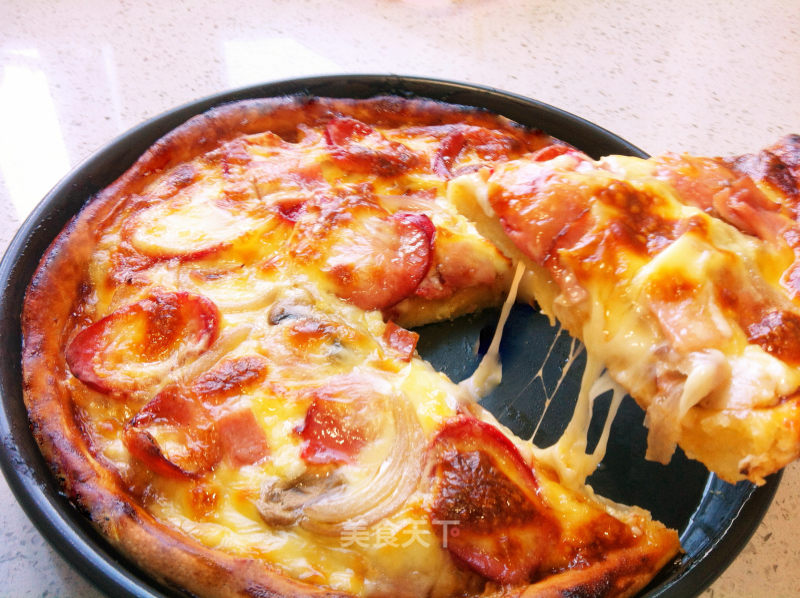 8-inch Red Sausage and Bacon Pizza recipe