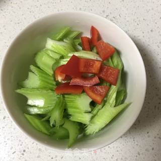 Stir-fried Lily with Celery recipe