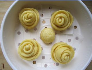 Corn Rose Buns recipe