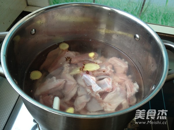 Lamb Chops Stewed with Radish recipe