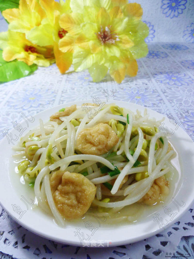 Stir-fried Bean Sprouts with Small Oil Tofu