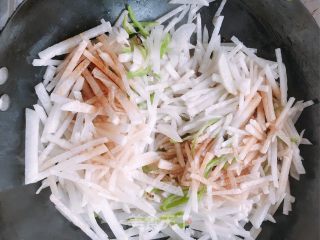 Vegetarian Stir-fried Chili and White Radish recipe