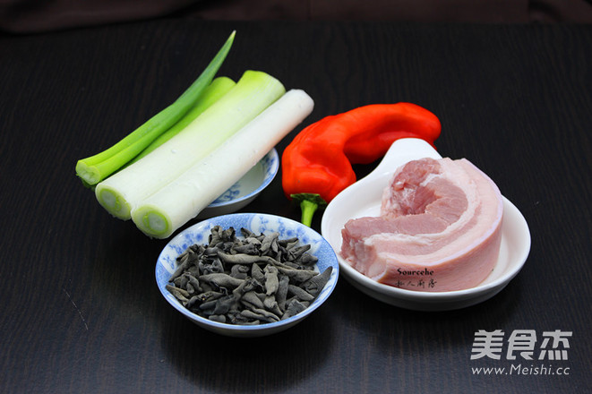 Stir-fried Pork Belly with Spicy Fungus recipe