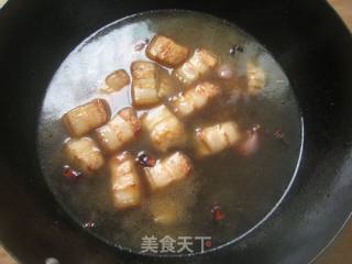 Braised Pork with Small Potatoes recipe