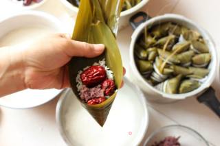 [dragon Boat Festival] Traditional Candied Date Rice Dumplings recipe