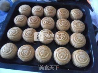 Pumpkin Paste Filling Mooncakes recipe