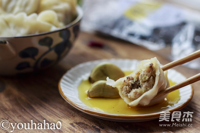 Shiitake and Cabbage Dumplings recipe