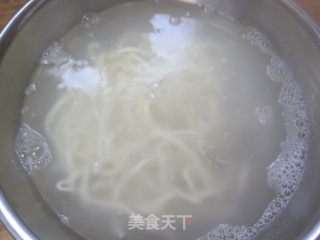Fried Noodles with Fresh Vegetables and Seafood recipe