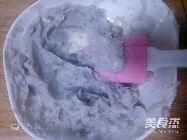 Sesame Taro Roll recipe