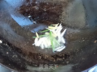 Scrambled Eggs with Fungus recipe