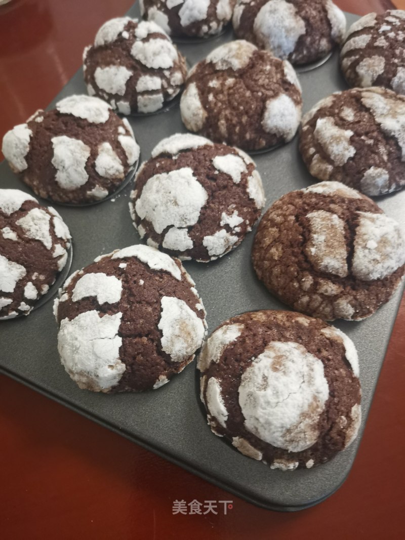 Cocoa Snow Cookies recipe