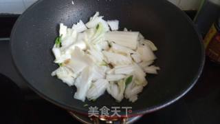 Stir-fried Cabbage with Frozen Tofu recipe