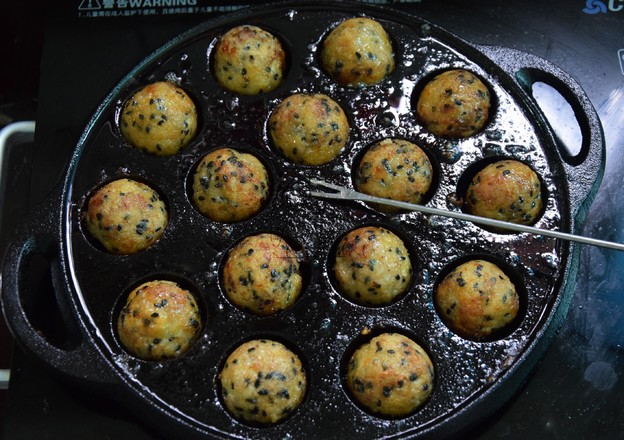 Black Sesame and Shiitake Mushroom Meatballs recipe