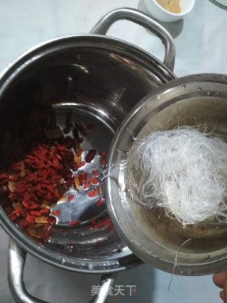 Jujube and Chinese Wolfberry Vermicelli Syrup recipe