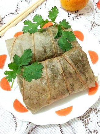 Lotus Leaf Pork Ribs Rice Bun