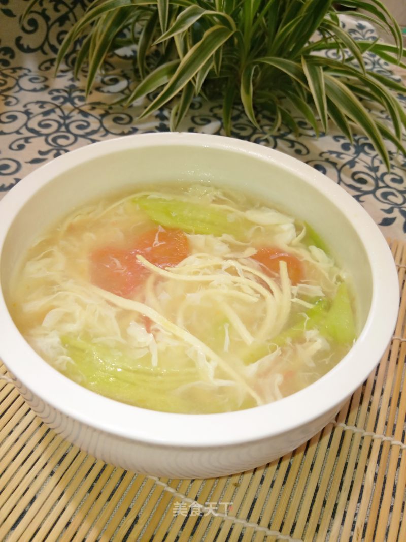 Cucumber and Egg Soup recipe