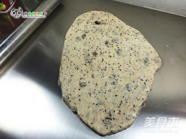 Raisin Black Sesame Soft European recipe