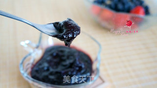 Strawberry Mulberry Sauce recipe