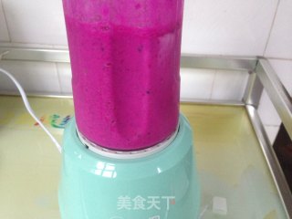 Gradient Color Dragon Fruit Yogurt recipe